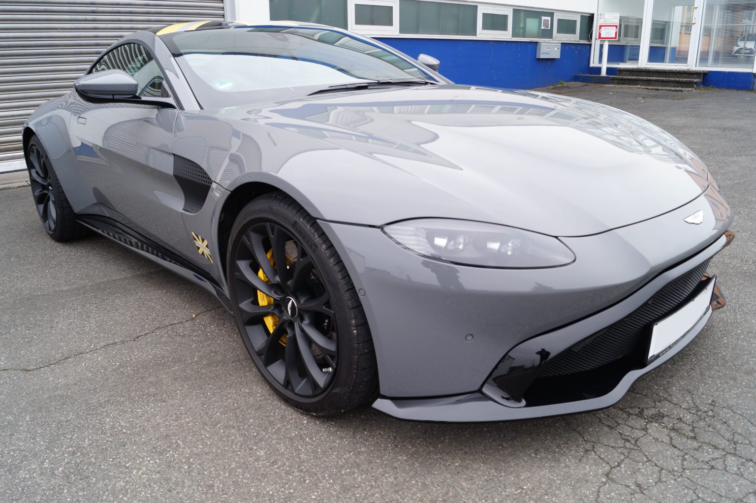 Aston Martin Vantage coupé; V8; 510cv; 07/18; pièce unique